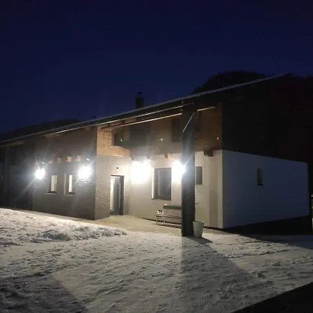 Pri Jaskyni - *