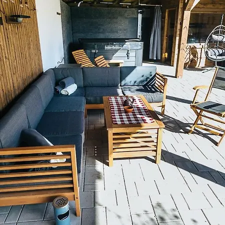 Apartmán Pri Jaskyni - *